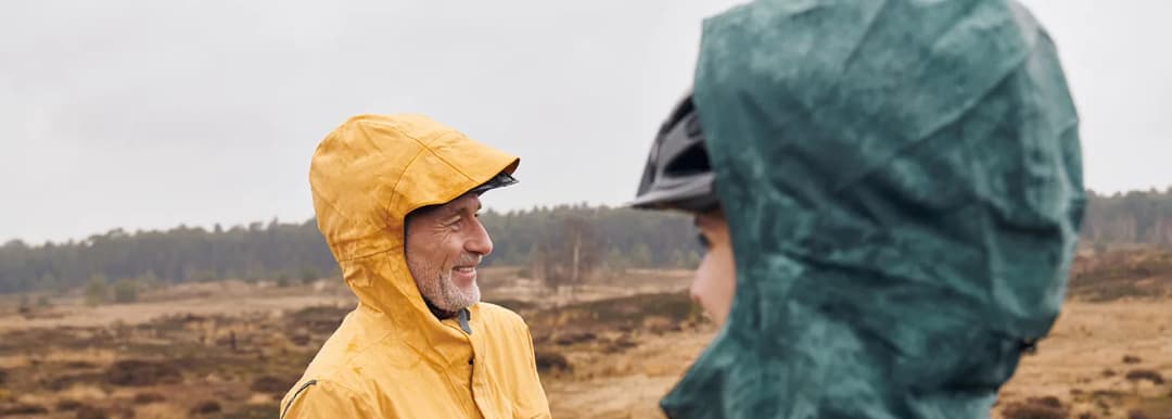 Wie flicke ich meine Regenjacke?